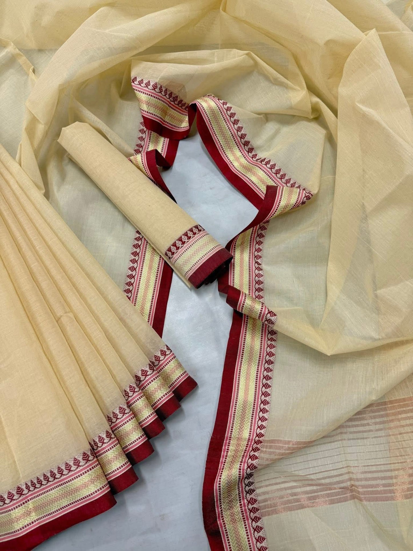 ওফ হোয়াইট কটন