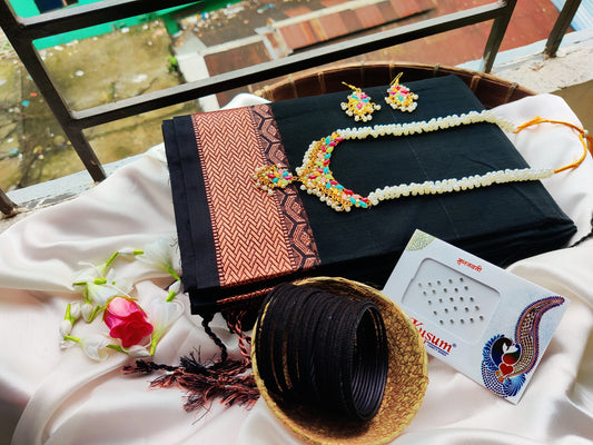 নকশী পাইর শাড়ি কম্বো